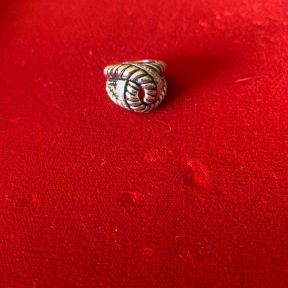 Ring - Picture 1 of 1